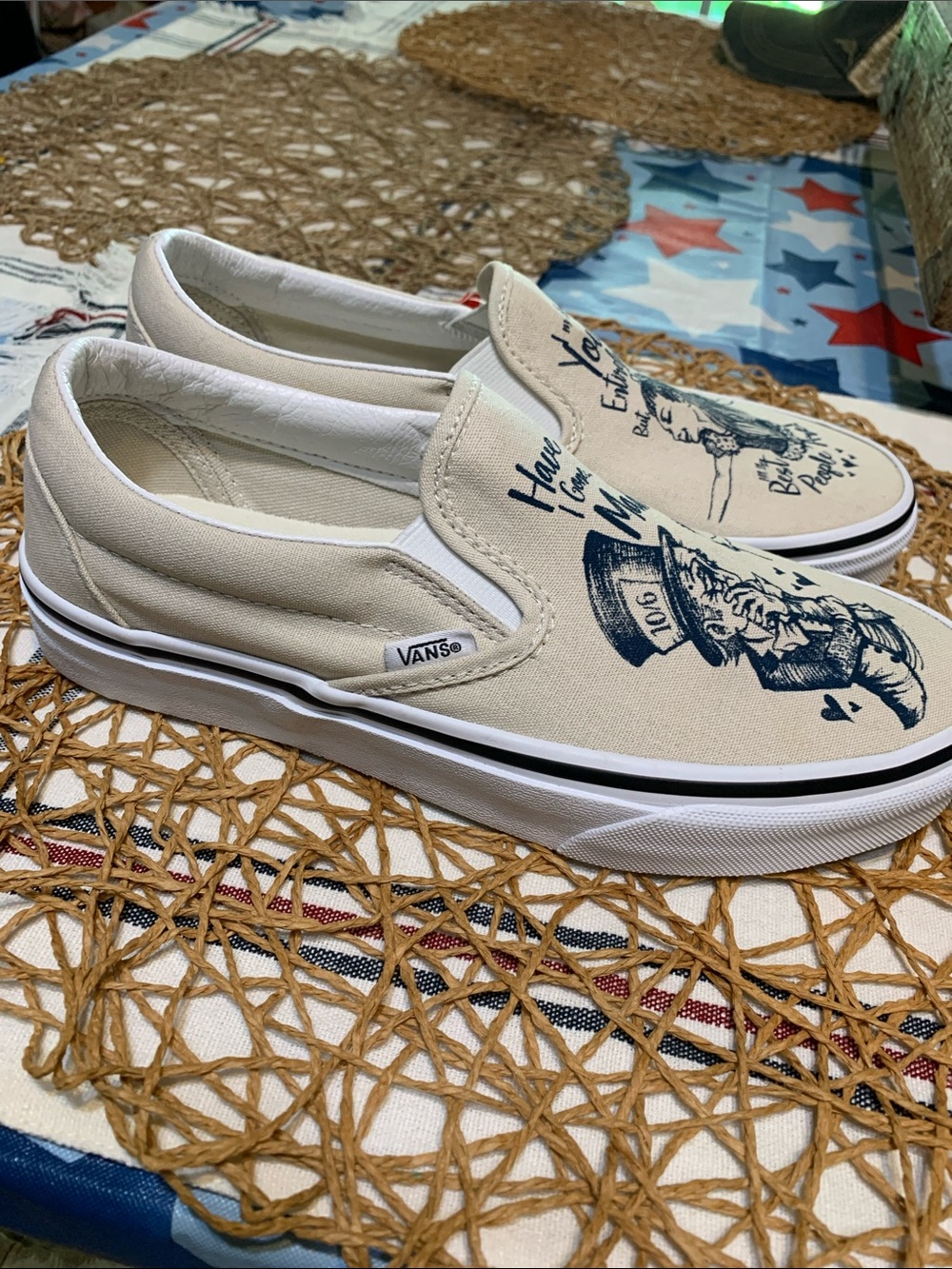 Vans Alice In Wonderland Slip On Canvas Shoe - Picture 6 of 10